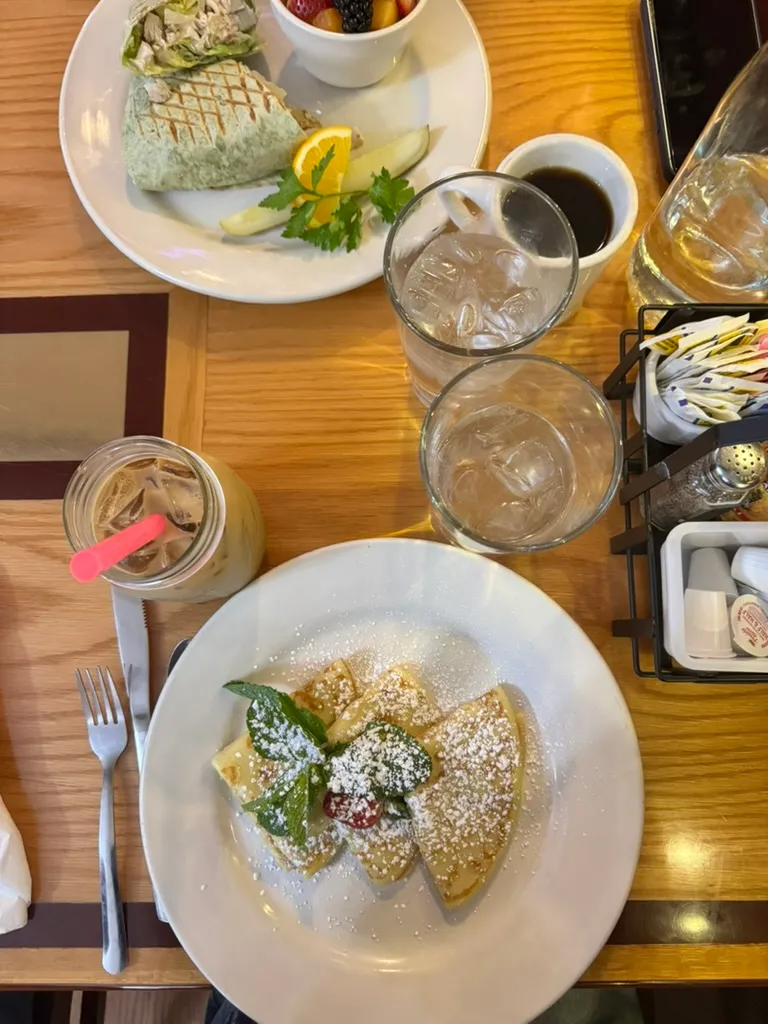 798DEB99 5134 4310 83A9 791796737B1E 1 105 c